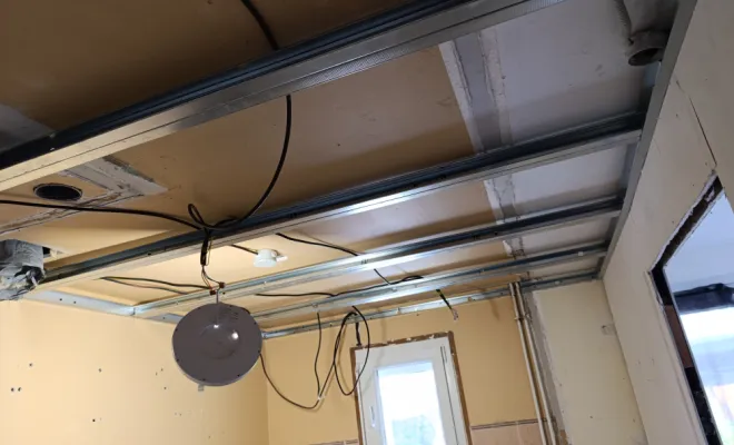 Pose d'un plafond auto-porté de 48