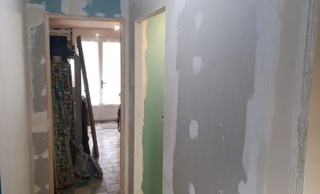 Construction de cloison de distribution 